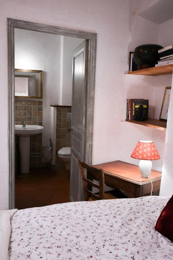 La Cachette Du Comte Bed and Breakfast Montfort-sur-Argens Εξωτερικό φωτογραφία